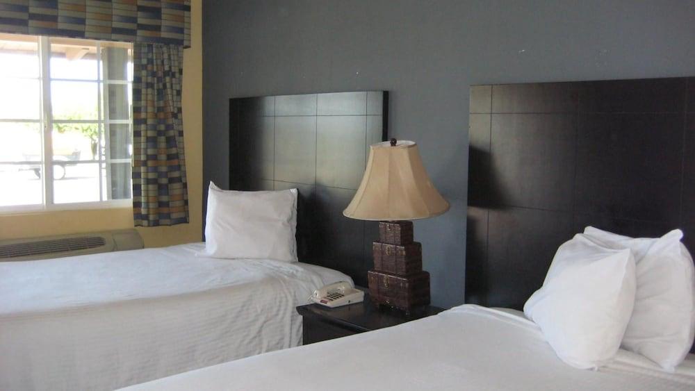 Solaire Inn & Suites Санта Мария Екстериор снимка